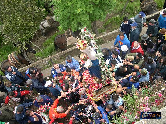 la madonna in processione.JPG